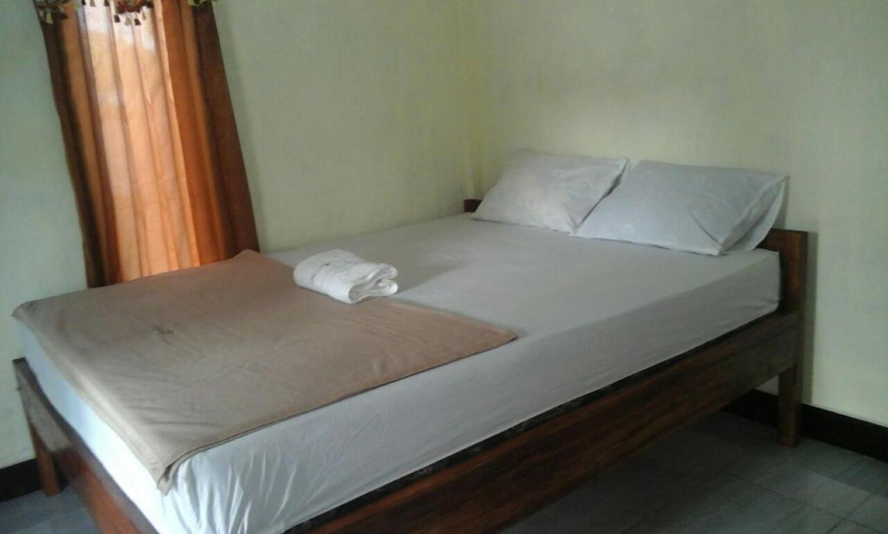 Pedek Homestay Praya Dış mekan fotoğraf